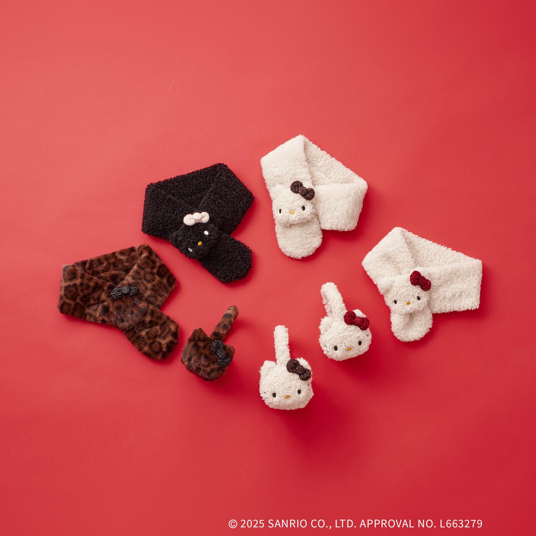 OPAQUE.CLIP「【ハローキティ】ふわふわティペット」|ストール|