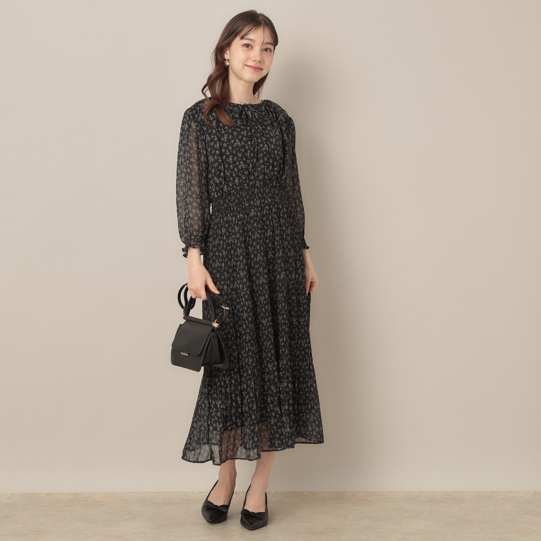 Couture broach「【一枚で着映える・花柄・通勤】前後2WAYシフォン楊柳小花ワンピース」|ワンピース|