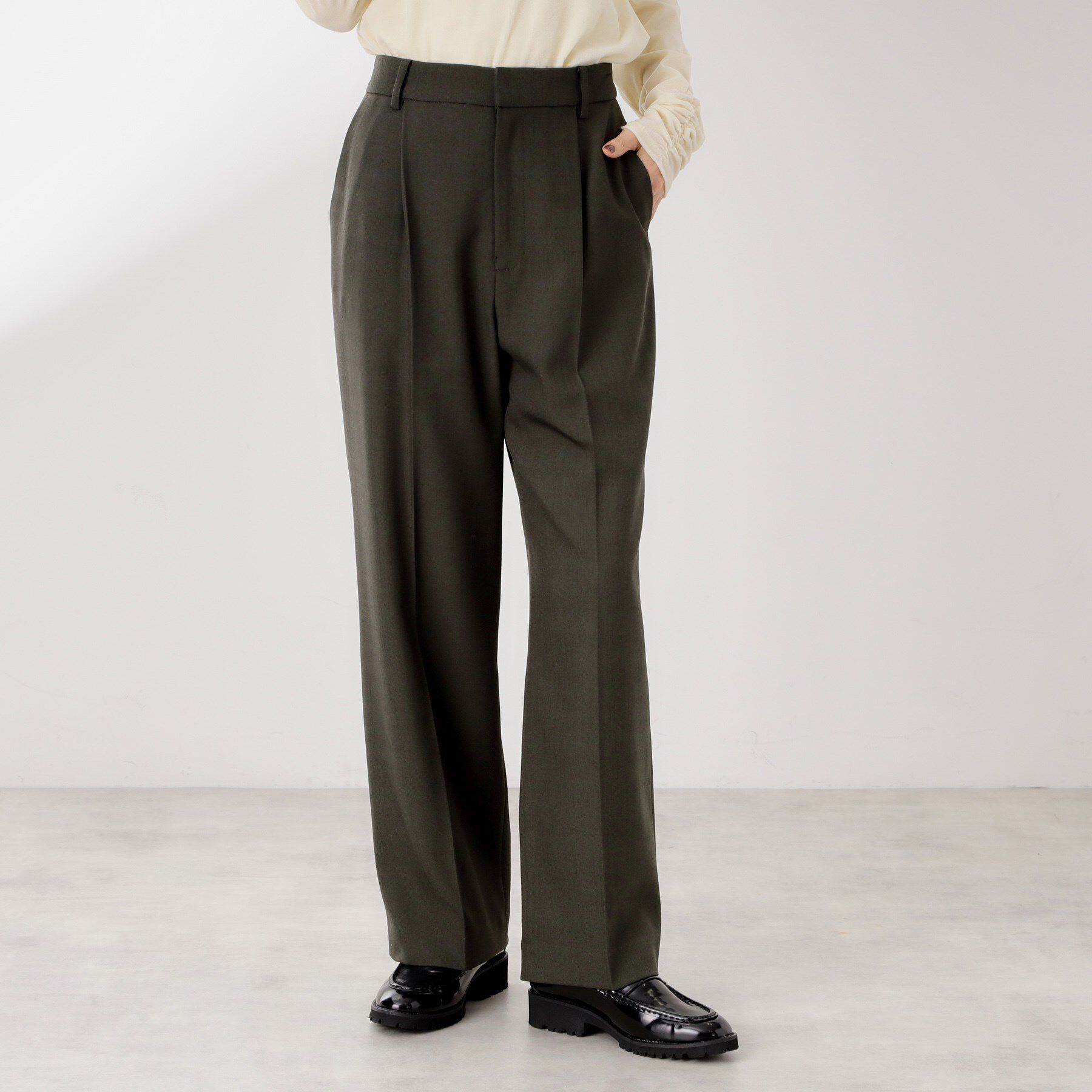 THE SHOP TK「ビジネスセミワイドパンツ【セットアップ可/洗濯機OK】/CAVIANシリーズ」|その他|スミクロ(018)