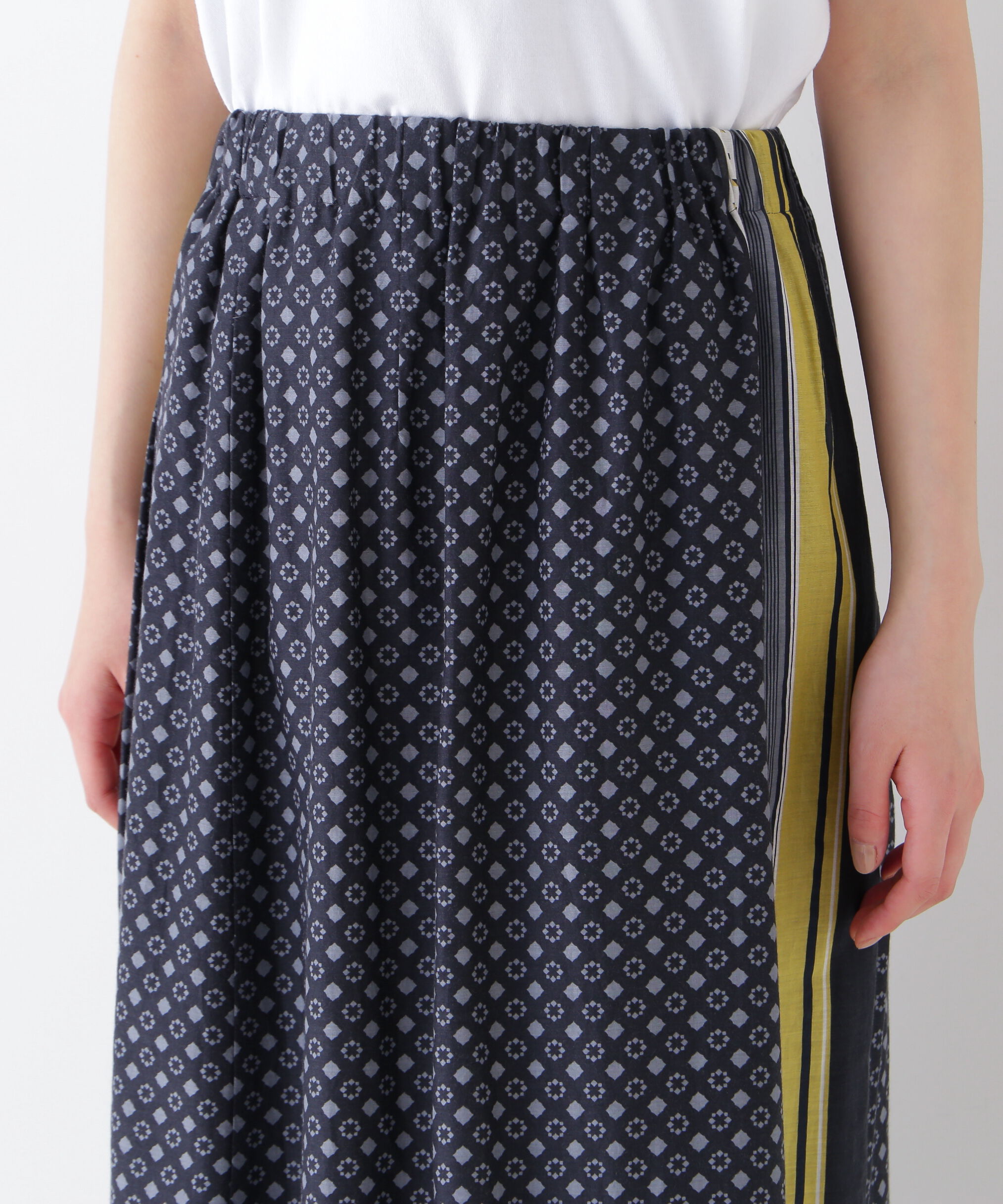  「◆コットンセルロースパネル幾何プリントラップライクスカート」|スカート|