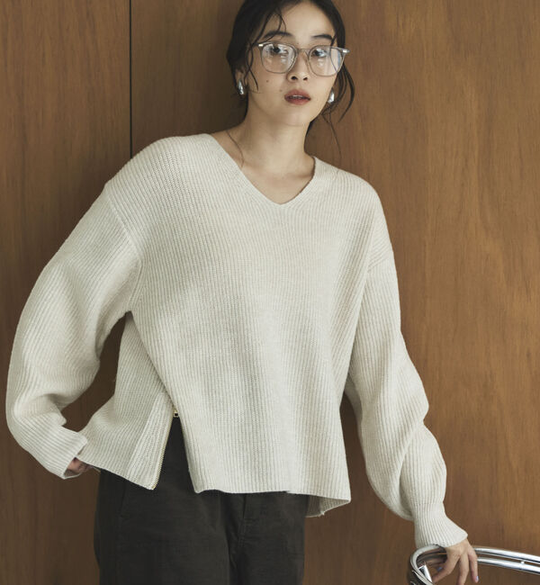 Doux archives「サイドＺＩＰラメＶネックニット」|ニット・セーター|IVORY