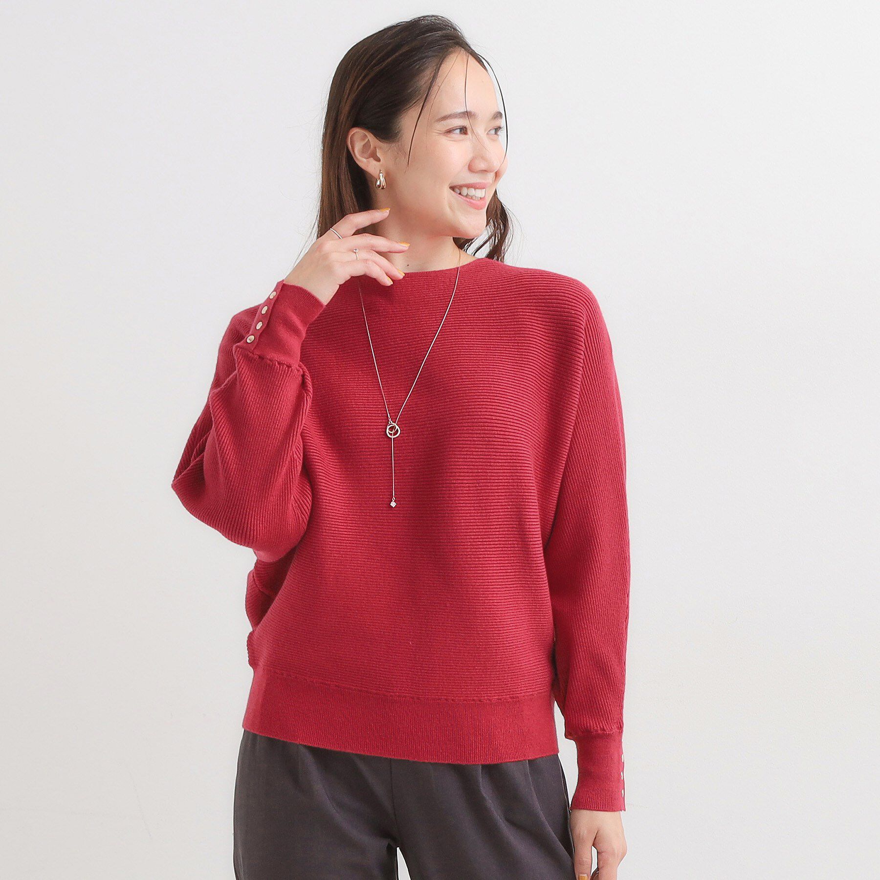 SHOO･LA･RUE「【洗濯機可/体型カバー】お袖ボタン リブドルマンニット」|ニット・セーター|