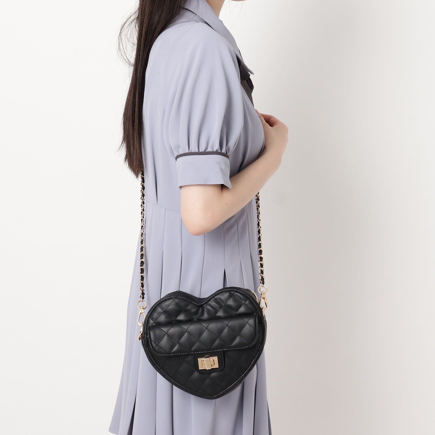 Ober Tashe「ハート キルト チェーンベルト ショルダーバッグ」|ショルダー・メッセンジャー|