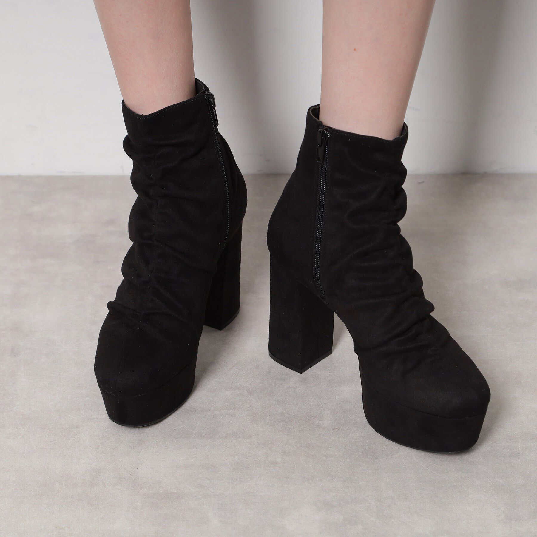 ESPERANZA「【EC先行販売】【ラク盛り／ショートブーツ】リピーター続出／脚長美脚 厚底シャーリングブーツ」|ショートブーツ|