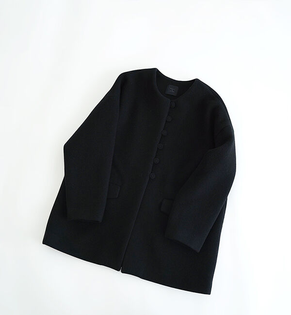 オオカミとフクロウ「オオカミと新しい朝と灯りと&ldquo;がいとう&rdquo;」|ノーカラーコート|