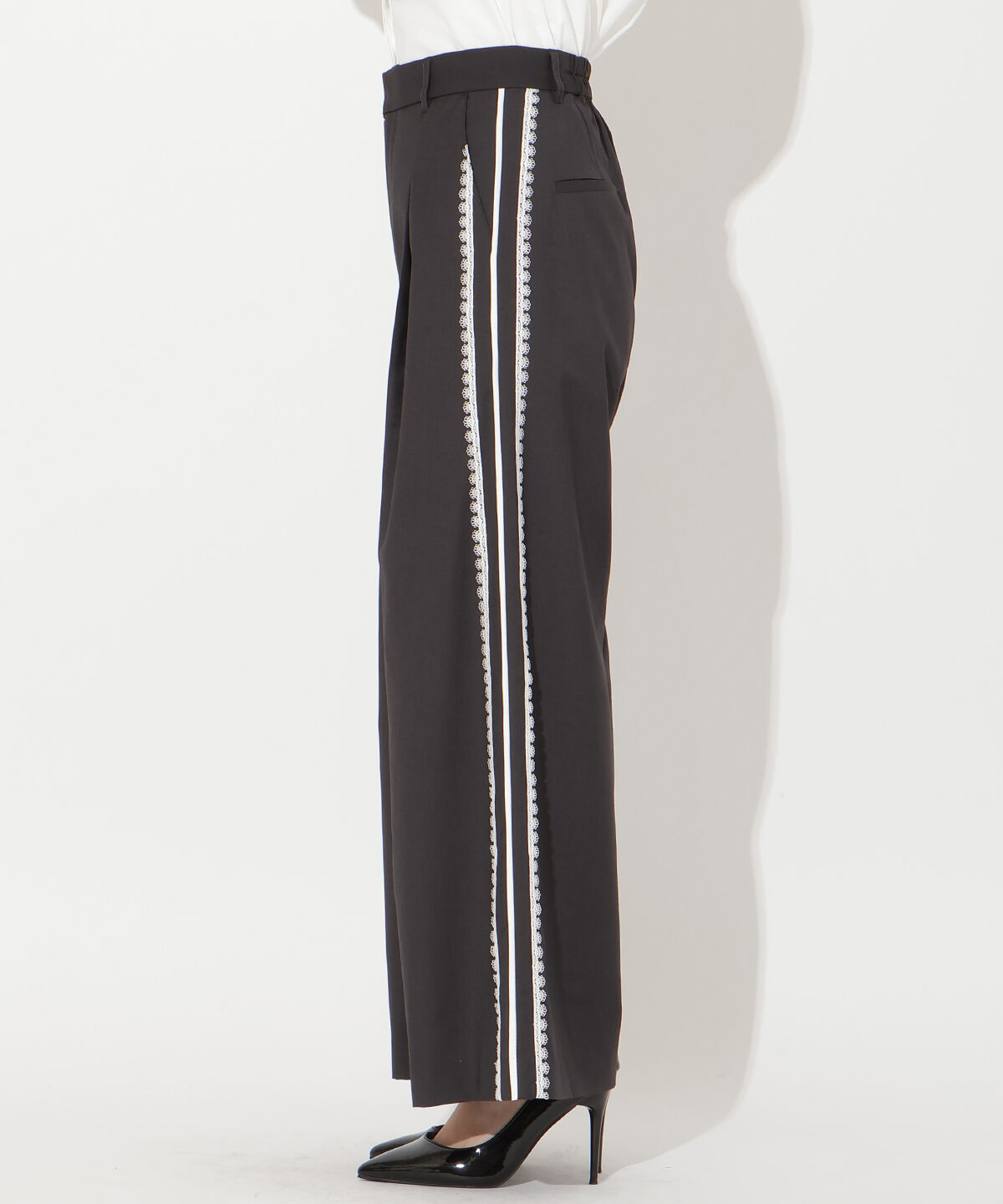 アンドクチュール「サイドレースラインパンツ」|その他|