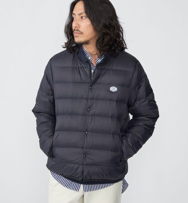 SHIPS「【WEB限定/SHIPS別注】TAION: ロゴワッペン ナイロン クルーネック インナーダウン カーディガン」|ダウン|ネイビー