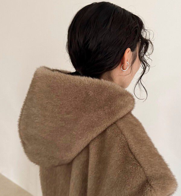 fredy emue「フェイクファーフードベスト」|ベスト・ジレ|