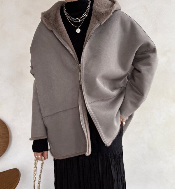  「リバーシブルフェイクムートンコート」|その他|