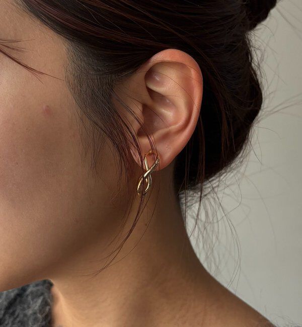  「〈GOLDY/ゴールディ〉ツイストフープイヤリング」|リング|