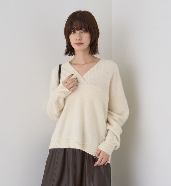 Rouge vif「フォックスウールVネックスリットニットプルオーバー」|ニット・セーター|