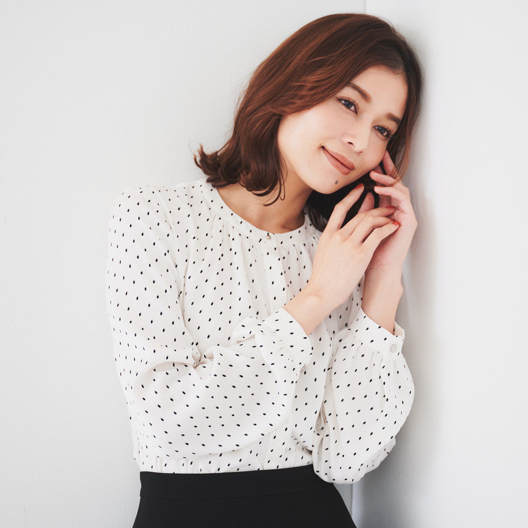 UNTITLED「【通勤】オーバルドットブラウス」|シャツ・ブラウス|