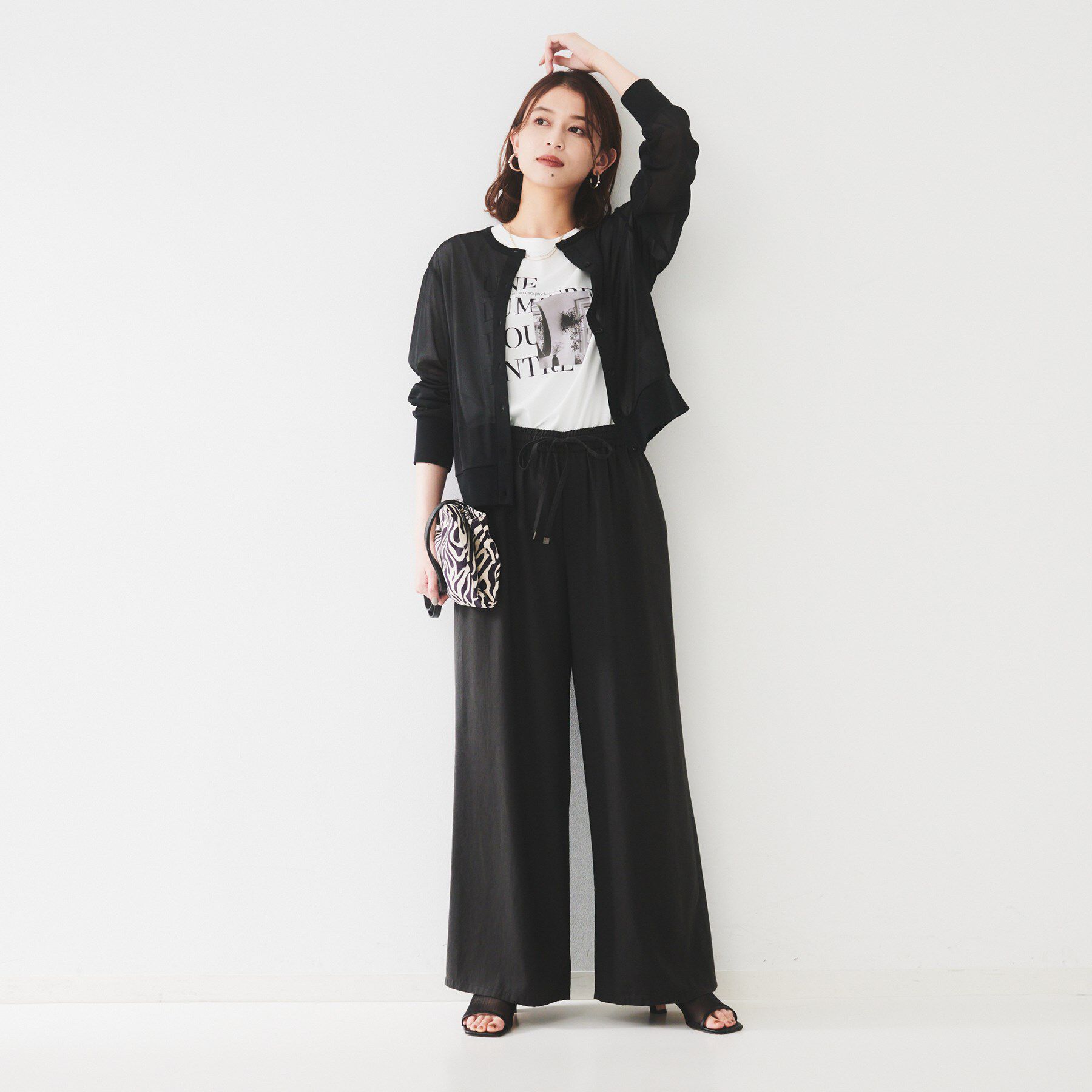 UNTITLED「【洗える/ストレッチ性/短丈】クルーネックシアーカーディガン」|カーディガン|