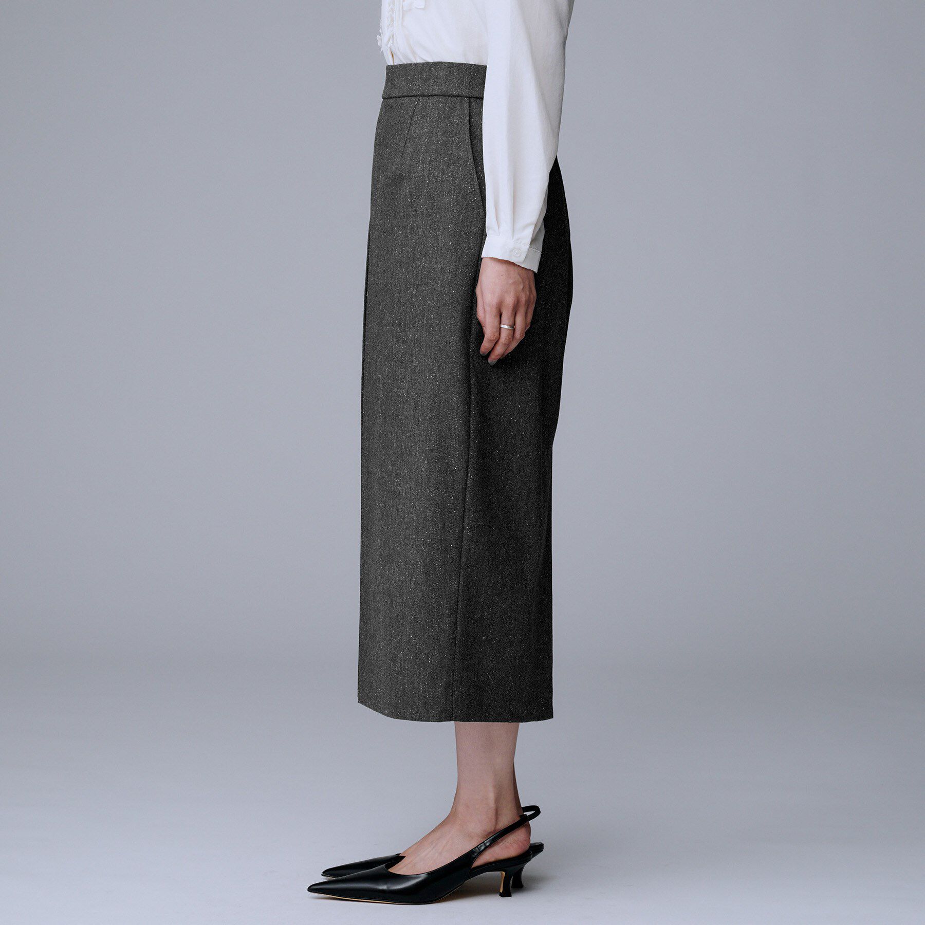 UNTITLED「【ウエスト後ろゴム/シーズンレス】シルクネップツイード ナロースカート」|スカート|