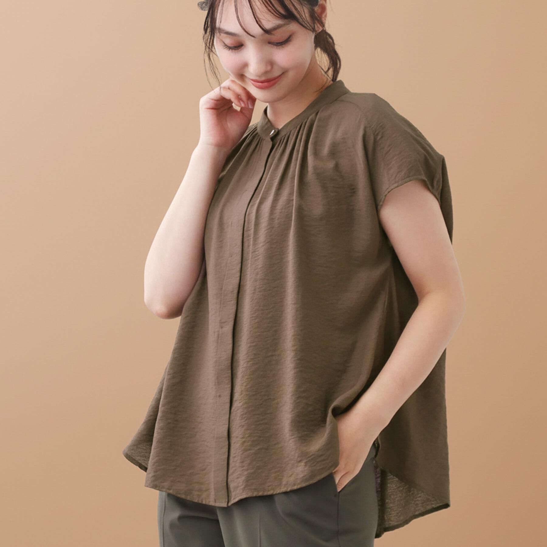 Reflect「【二の腕さりげなくカバー】バンドカラーブラウス」|シャツ・ブラウス|ブラウン(043)