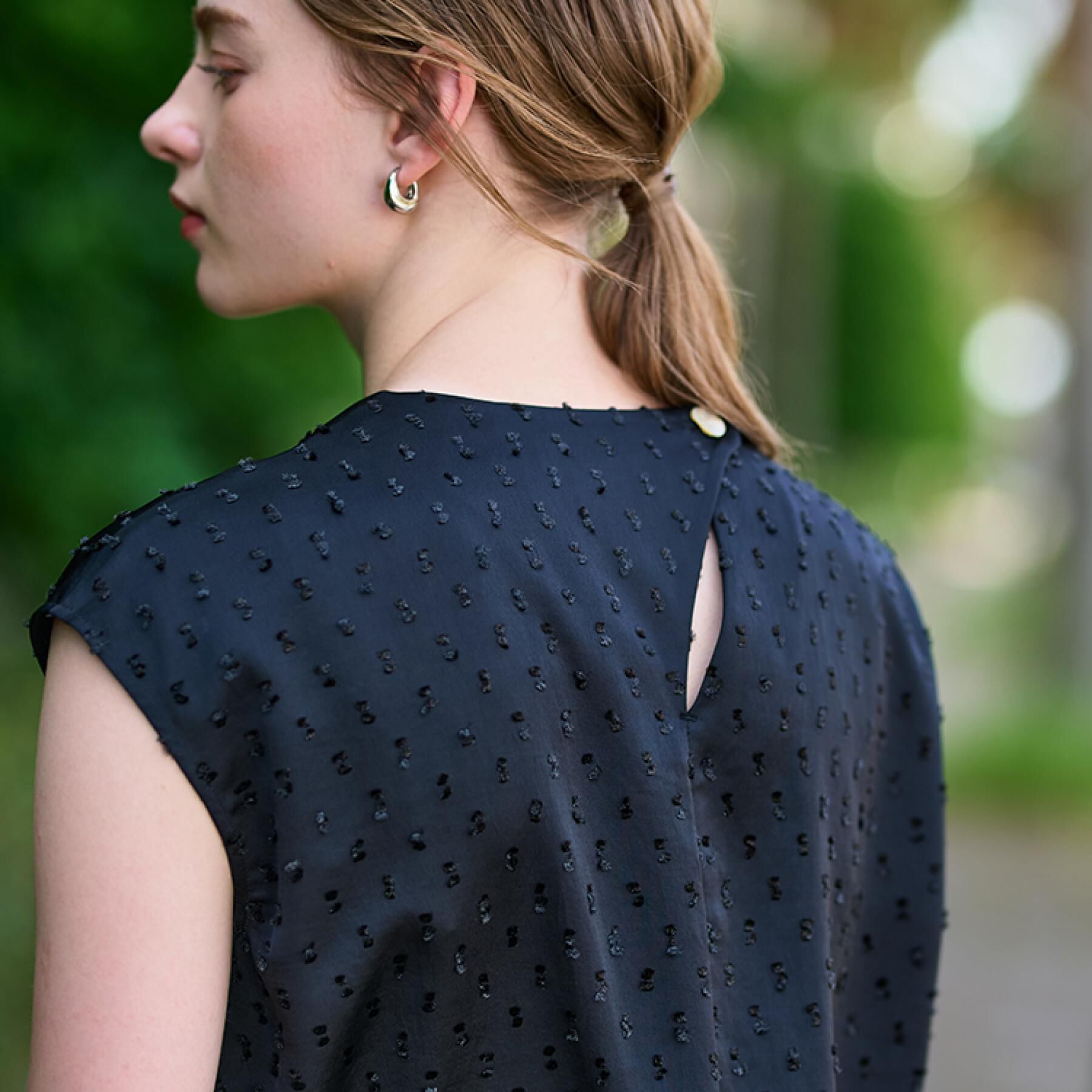 DRESSTERIOR「【セットアップ可/イージーケア】ドビーサテンフレンチスリーブブラウス」|シャツ・ブラウス|