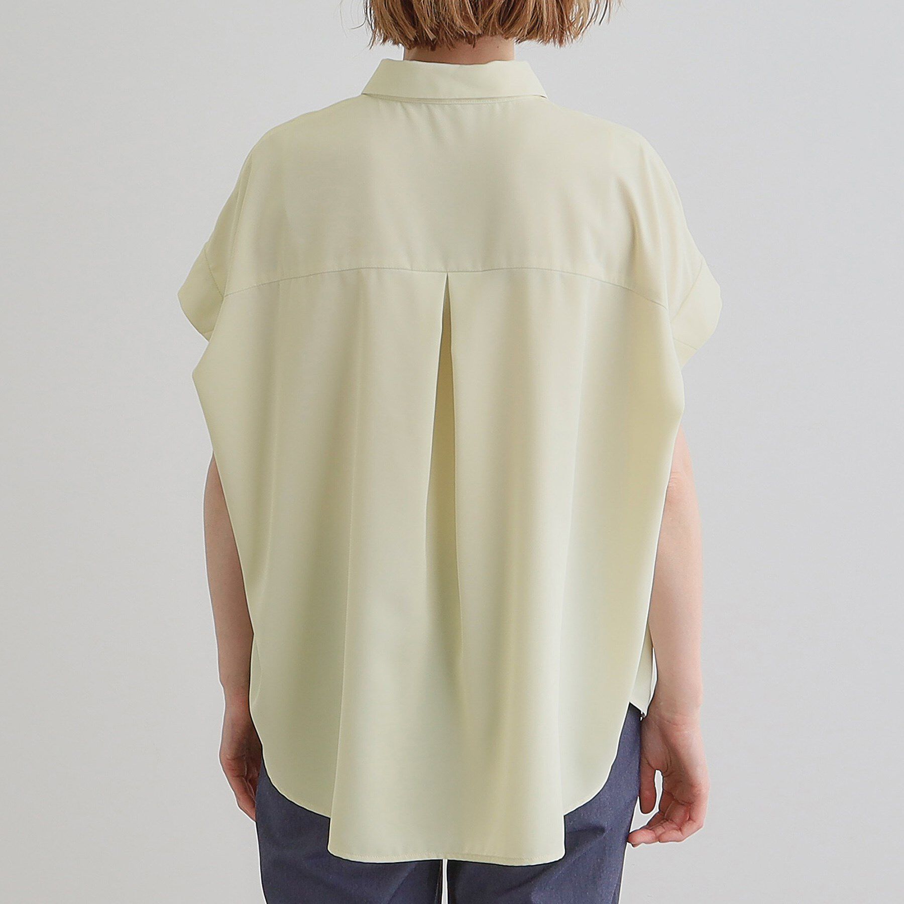 grove「【雑誌掲載】お手入れ楽ちんが嬉しい機能付き！大人のキレイとろみシャツ」|シャツ・ブラウス|