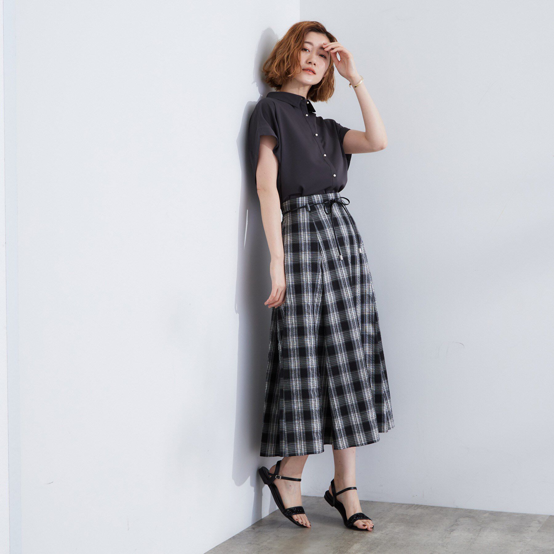 grove「【雑誌掲載】お手入れ楽ちんが嬉しい機能付き！大人のキレイとろみシャツ」|シャツ・ブラウス|