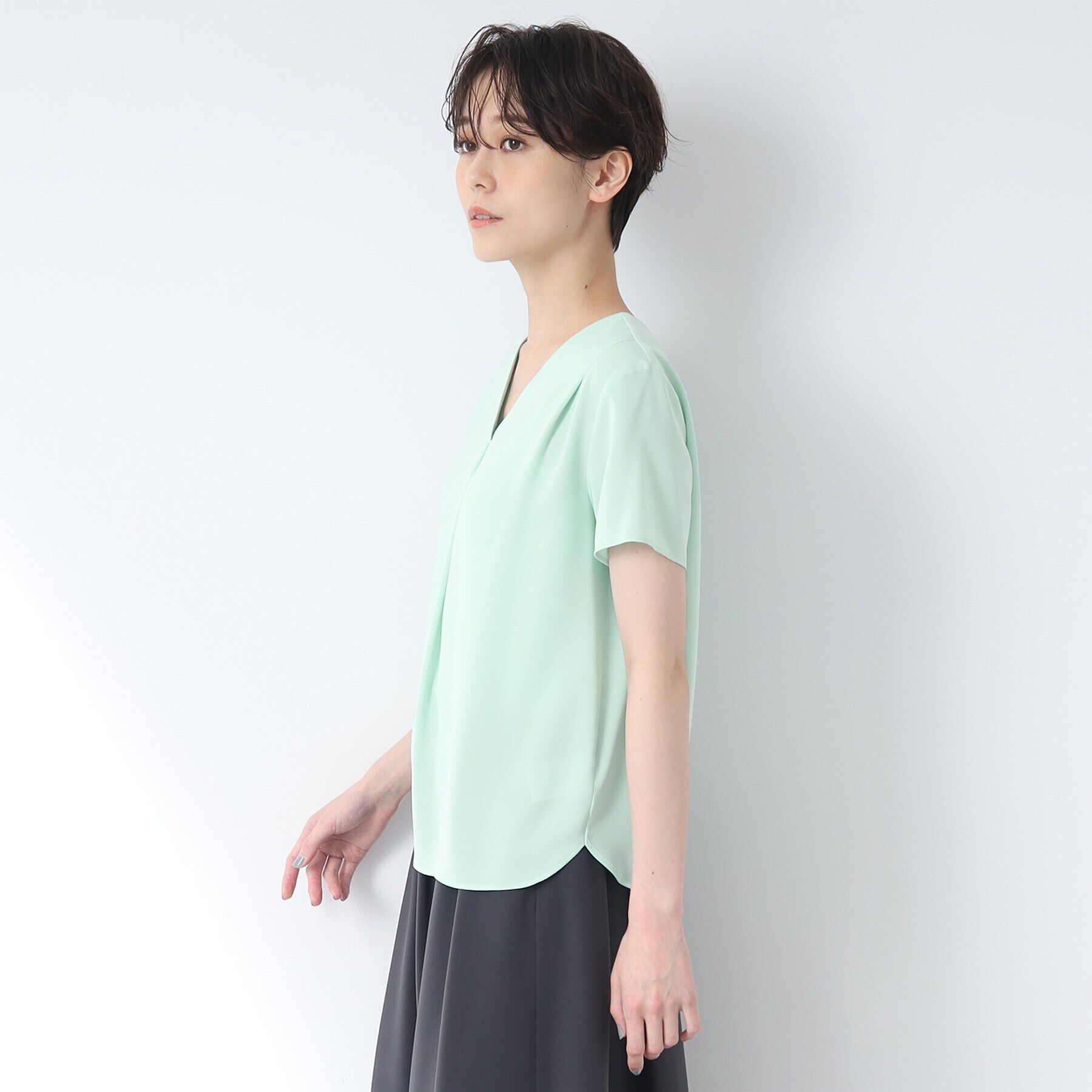 INDIVI「【洗える/通勤/UVケア/接触冷感】タックブラウス」|シャツ・ブラウス|