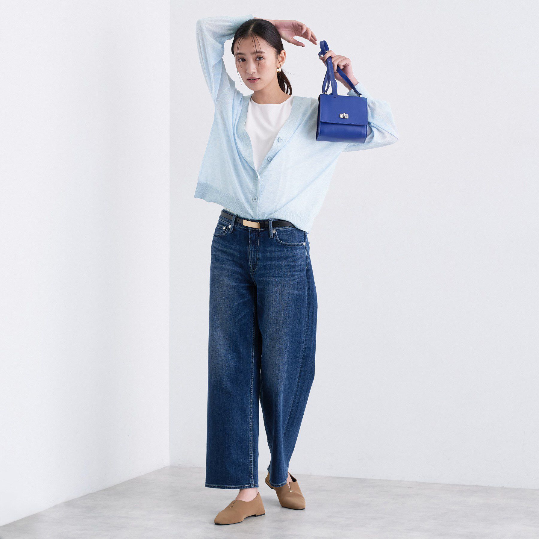 INDIVI「【程よいシアー素材/洗える】バイカラーラメカーディガン」|カーディガン|