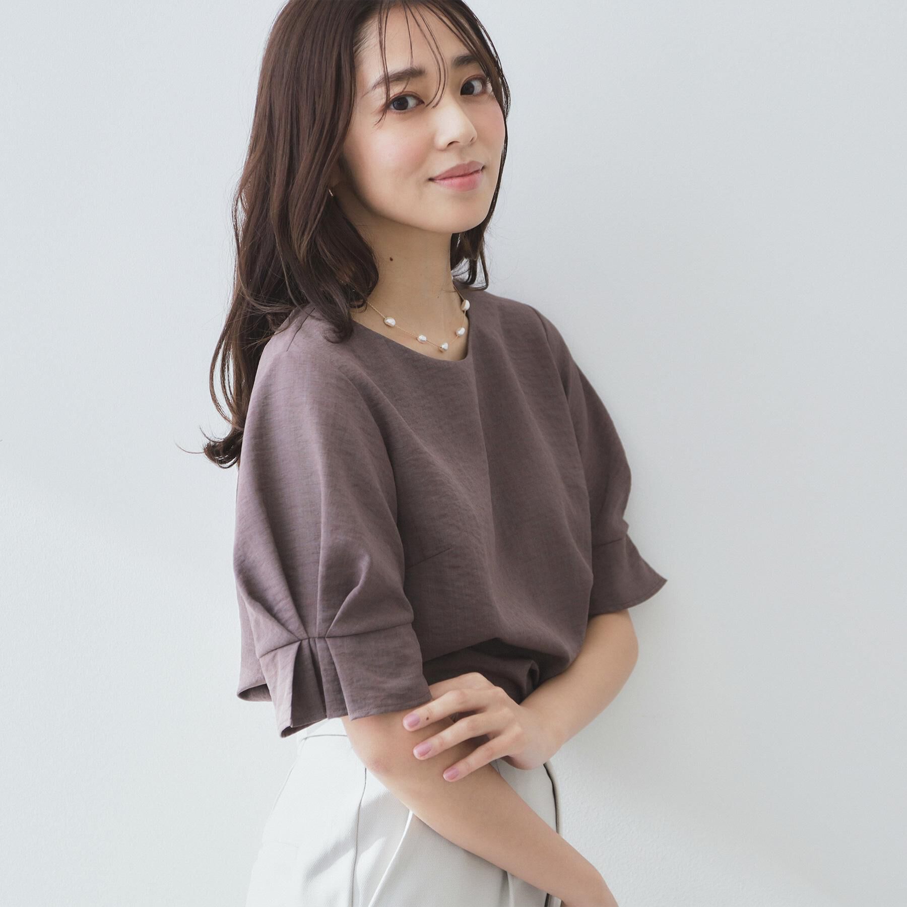 index「《8色展開/XS-LLサイズ》タックパフスリーブブラウス【洗濯機洗い可/吸水速乾/防シワ/抗ピル】」|シャツ・ブラウス|