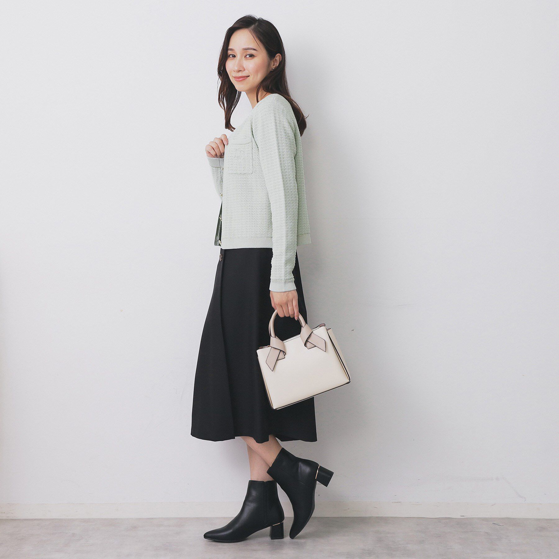 index「ロゴ刺繍クルーカーディガン【洗濯機洗い可】」|カーディガン|