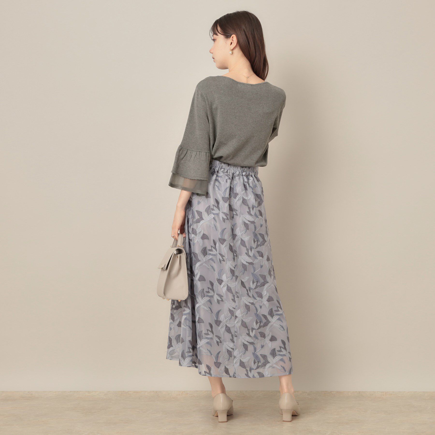 Couture broach「【フェミニン・着映え・通勤】シアーフレアー袖ニットトップス」|ニット・セーター|