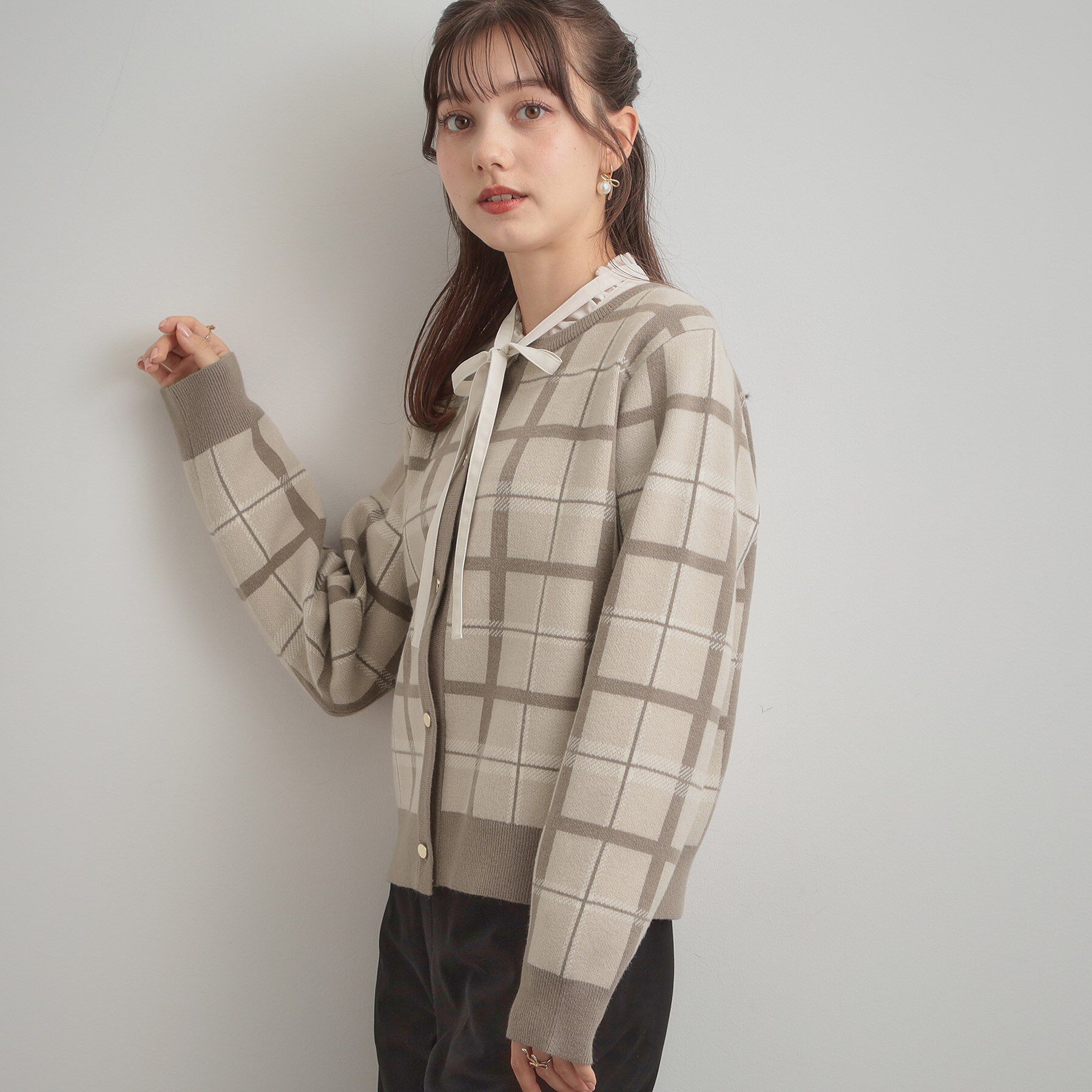 Couture broach「【大人可愛い・通勤】チェックジャカード ニットカーディガン」|カーディガン|