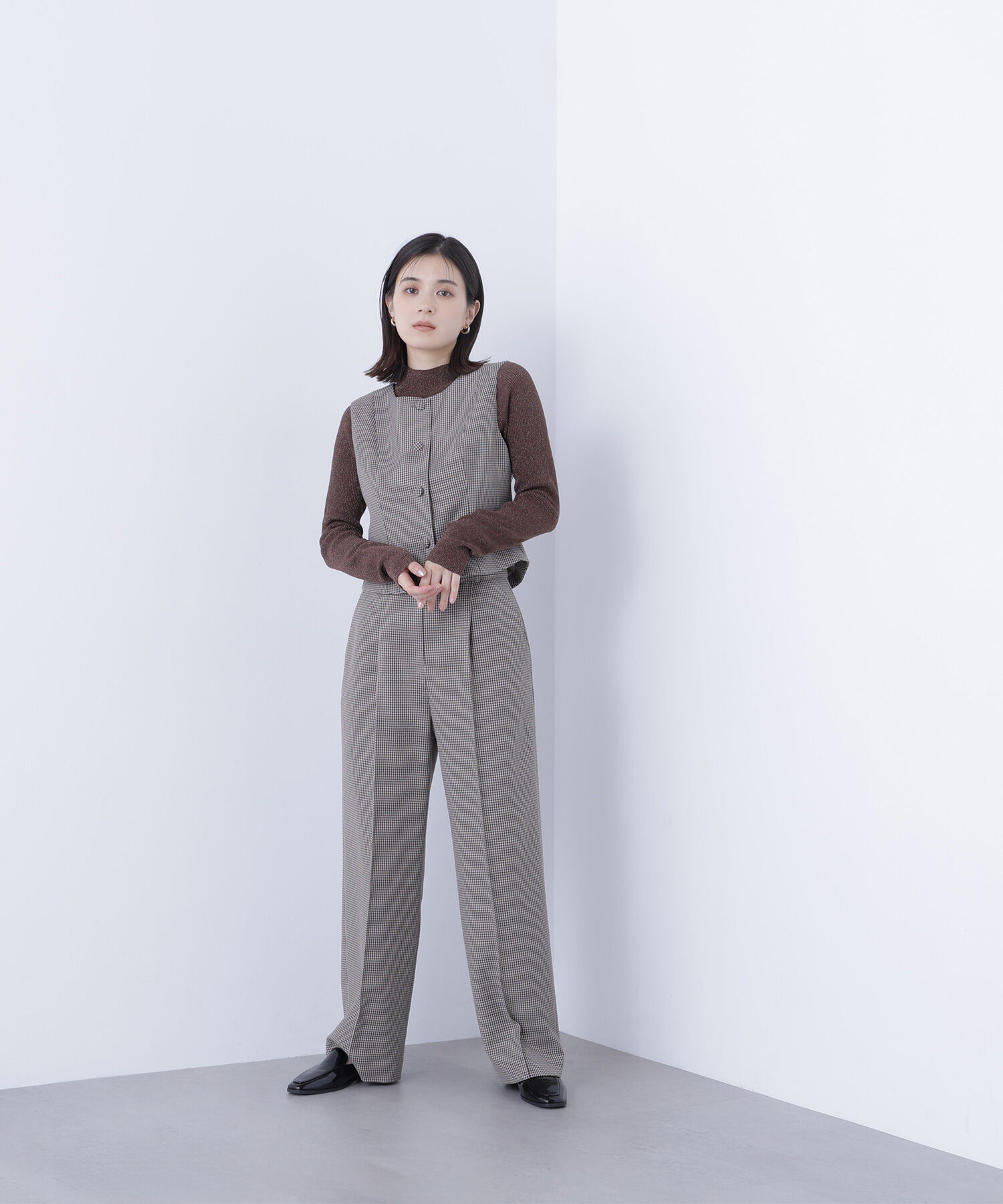 「コンパクトベスト セットアップ ワイドストレートパンツ」|その他|
