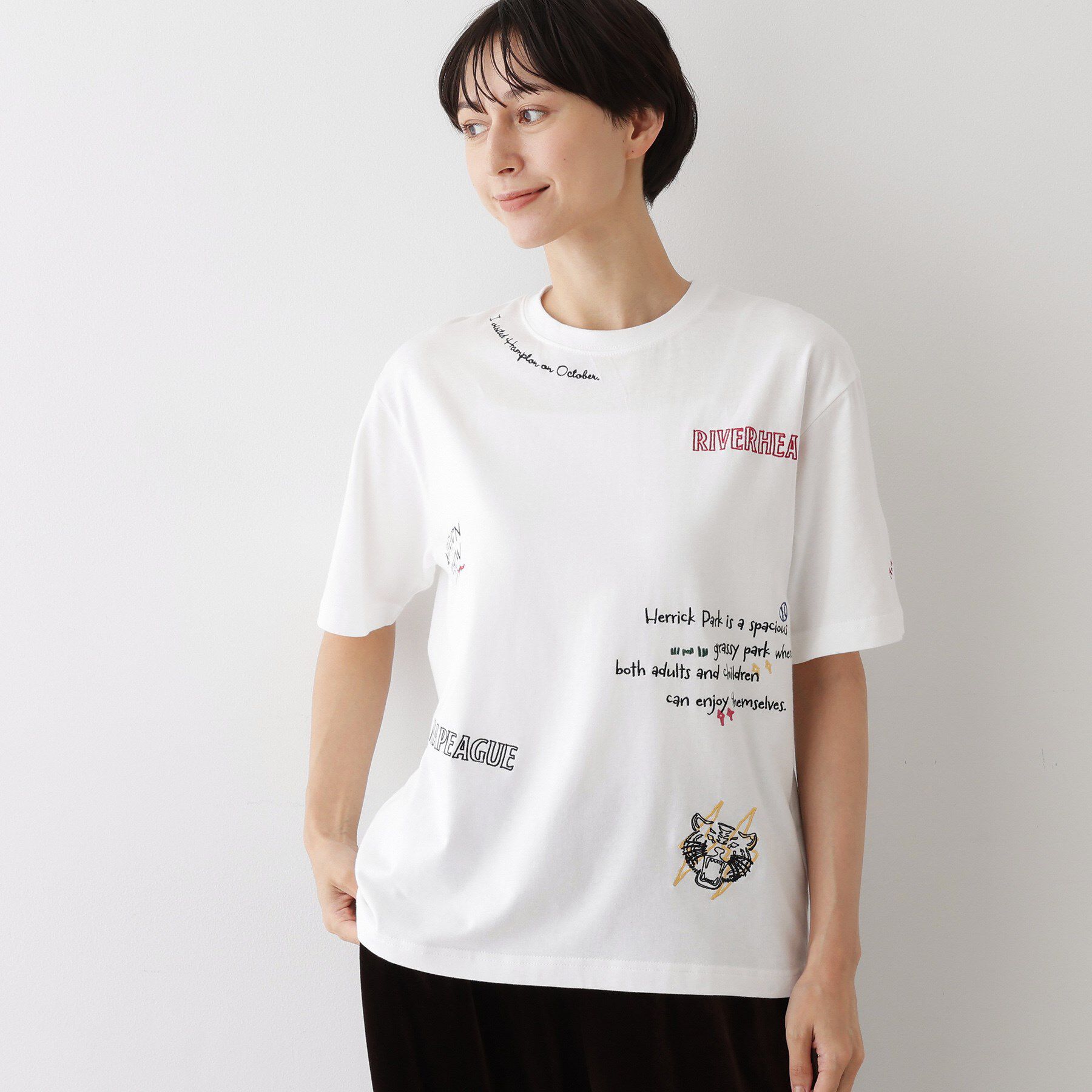 Dessin「【ユニセックス/リンクコーデ】刺繍Tシャツ」|Tシャツ・カットソー|ホワイト(002)