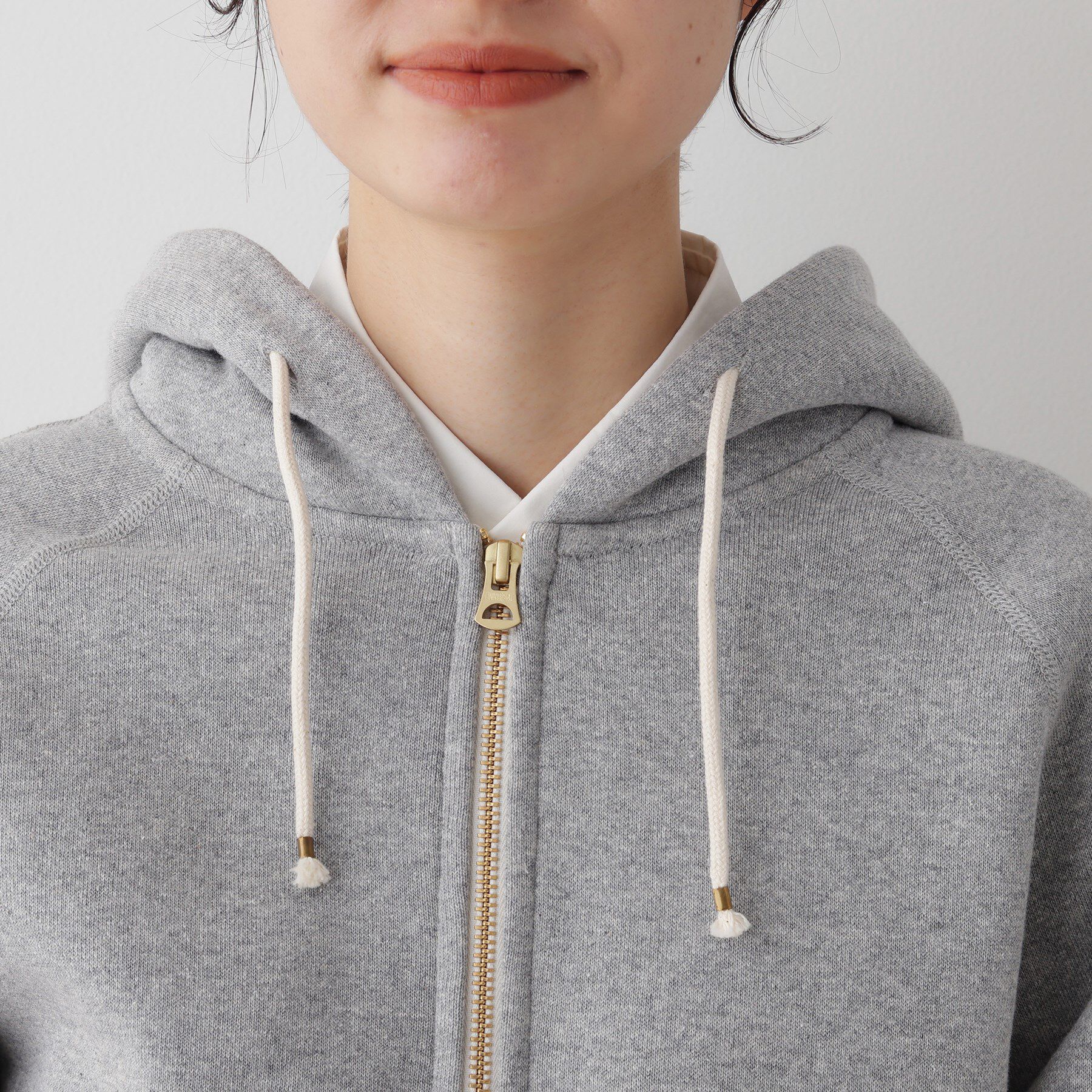 Dessin「【ユニセックス/洗える】吊り裏毛フーデッドスウェット」|パーカー|