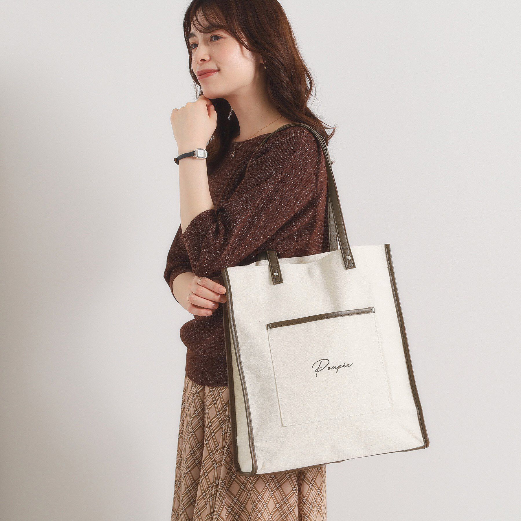 ITS&rsquo;DEMO「【推し活／A4対応】合皮パイピングキャンバストート」|トートバッグ|