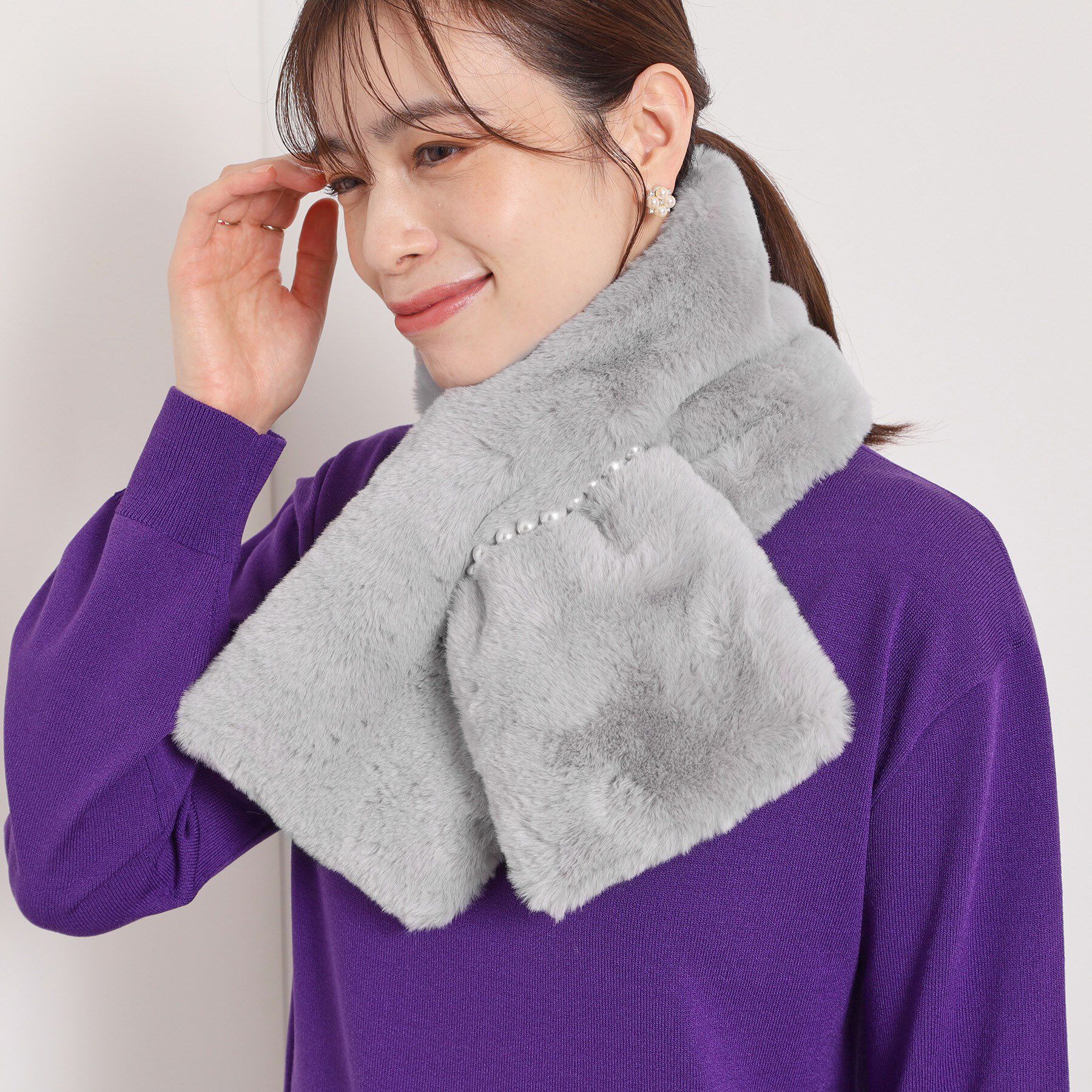 ITS&rsquo;DEMO「連パール調フェイクファーマフラー」|ストール|