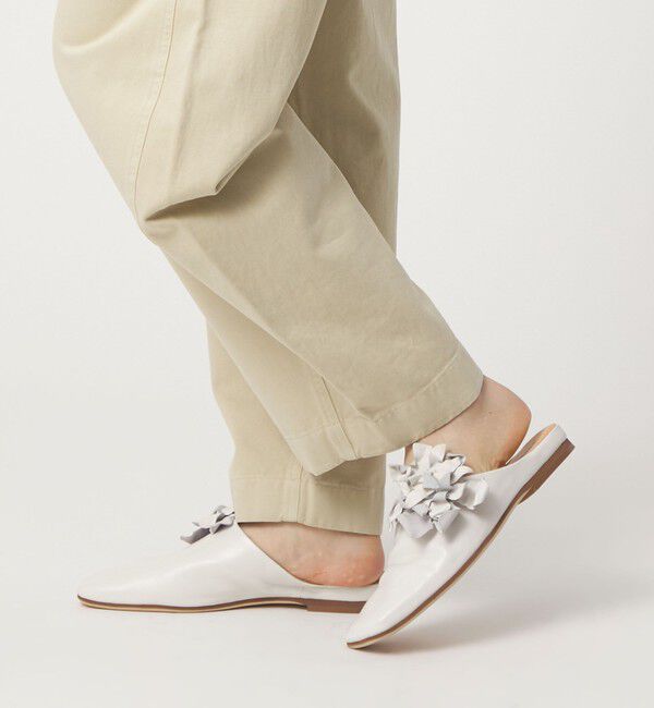 ODETTE E ODILE「コサージュミュール フラット10」|パンプス|