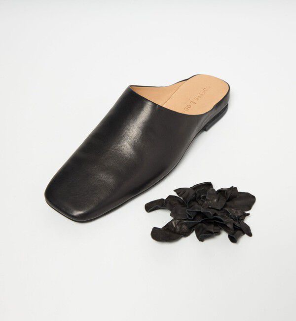 ODETTE E ODILE「コサージュミュール フラット10」|パンプス|