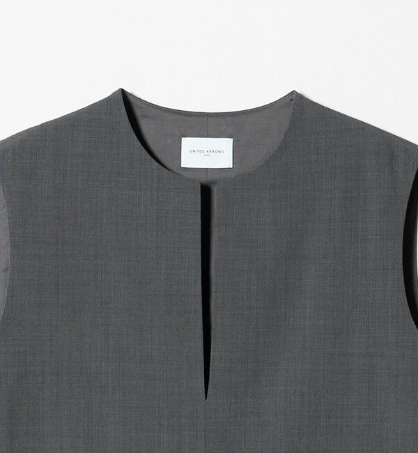 UNITED ARROWS「スリット ノーカラー ベスト ‐ウォッシャブル‐」|ベスト・ジレ|