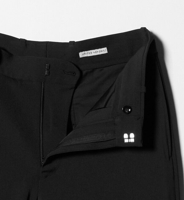 UNITED ARROWS「シャーリーカルゼ モダンストレート パンツ -ヨコストレッチ 防しわ-」|スラックス|