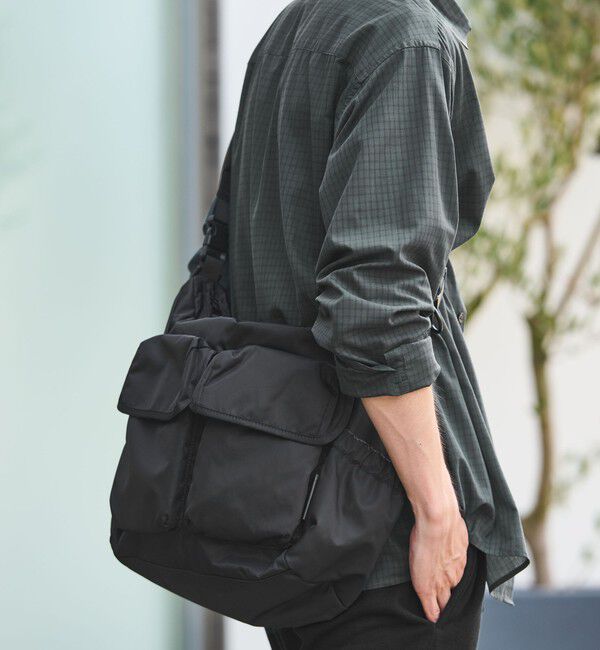 UNITED ARROWS green label relaxing「【WEB限定】WR 2W ダブル フラップ ショルダーバッグ -撥水-」|ショルダー・メッセンジャー|BLACK