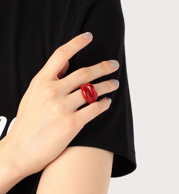 TOMORROWLAND GOODS「HOTLIPS BY SOLANGE リップモチーフリング」|リング|