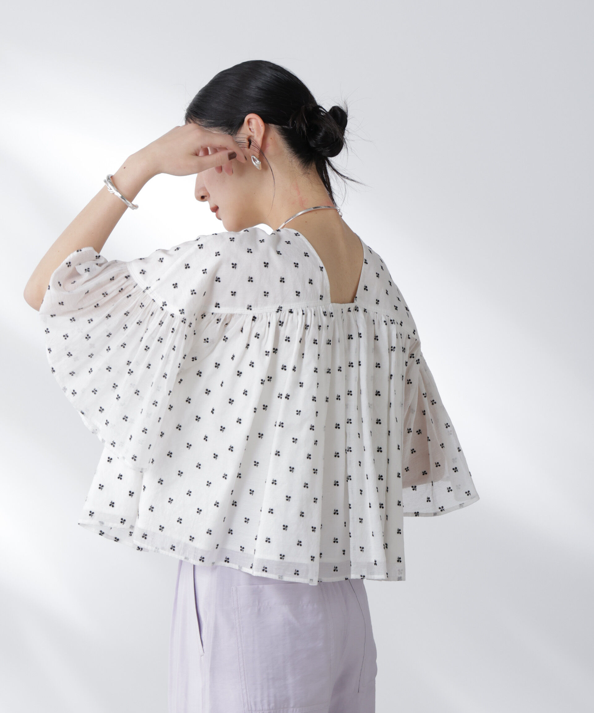 nano･universe「made in india コットンフロッキーフラワーブラウス」|シャツ・ブラウス|