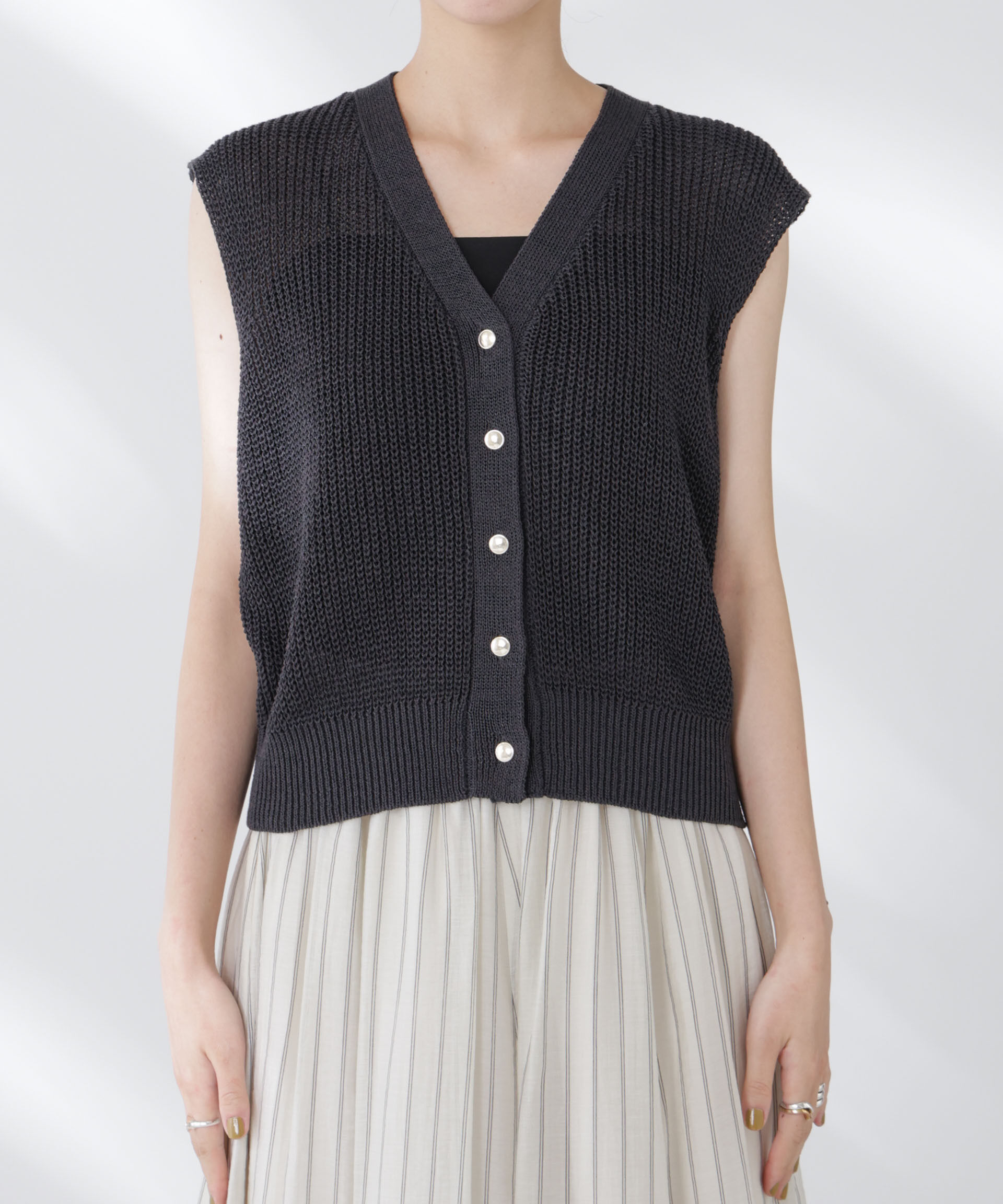 nano･universe「ペーパーヤーン畦ニットベスト」|ニット・セーター|