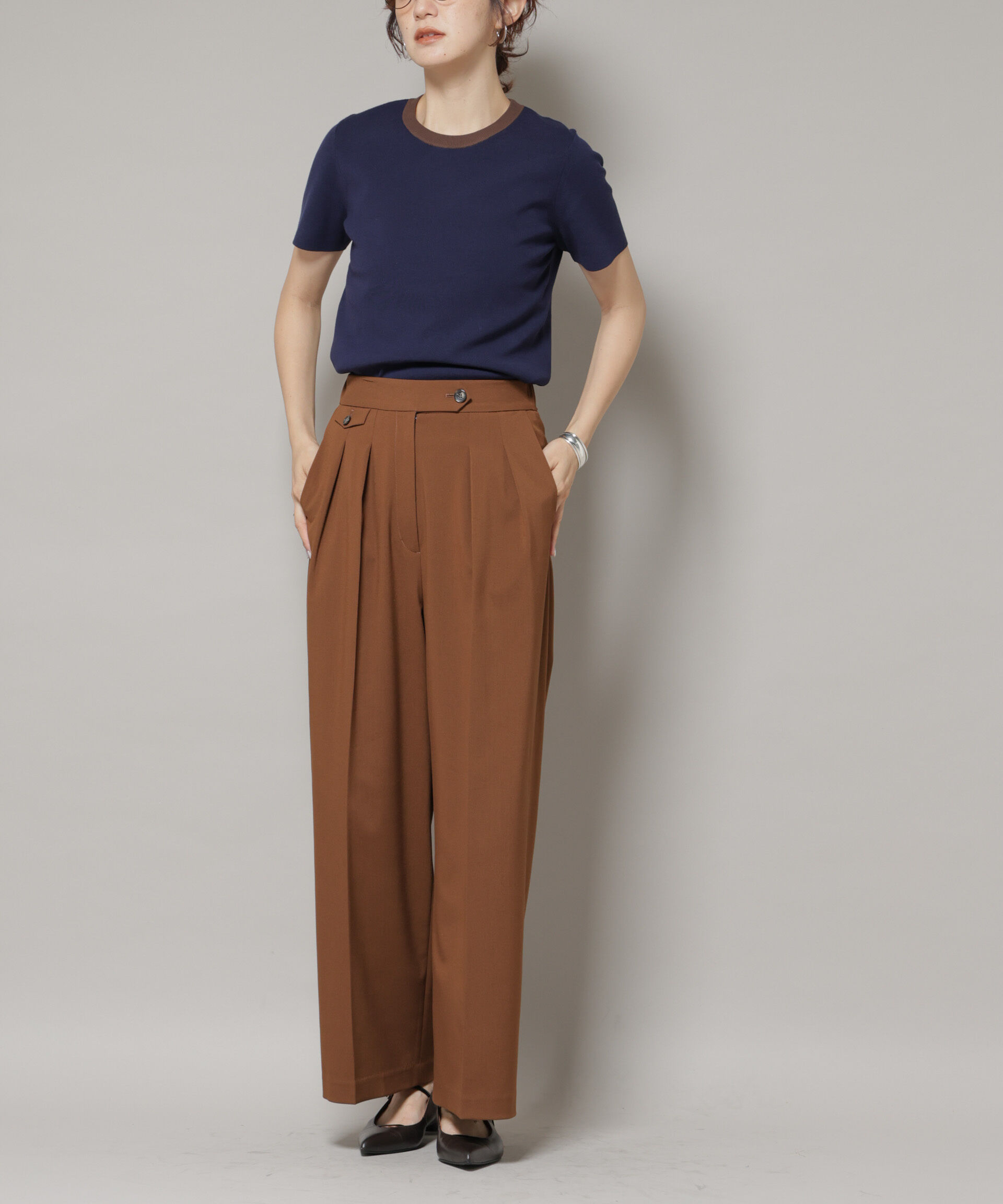 nano･universe「ドライウェザーストレッチ2タックワイドパンツ(セットアップ可)」|チノ|ブラウン