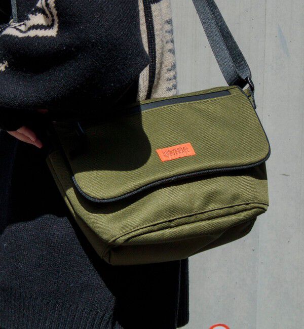 GLOSTER「【UNIVERSAL OVERALL/ユニバーサルオーバーオール】フラップショルダーバッグ」|ショルダー・メッセンジャー|