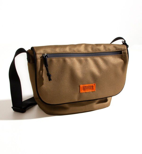 GLOSTER「【UNIVERSAL OVERALL/ユニバーサルオーバーオール】フラップショルダーバッグ」|ショルダー・メッセンジャー|ベージュ