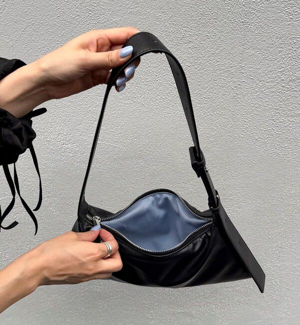 fredy emue「【@sora_522m企画】ワンショルベルトバッグ」|ショルダー・メッセンジャー|