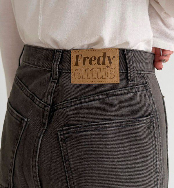 fredy emue「コットンツイルストレートパンツ」|チノ|