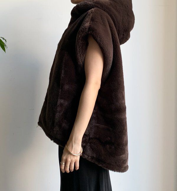  「フェイクミンクフーディージレ」|ベスト・ジレ|