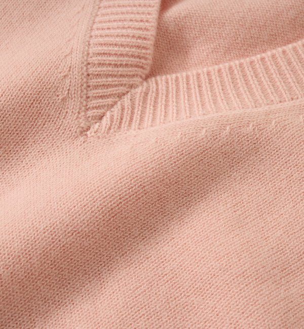  「【女性らしいデコルテライン】ウールVニット」|ニット・セーター|