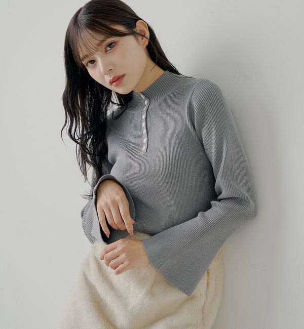  「【SALON by Chico】袖フレアランダムリブボタンニット」|ニット・セーター|