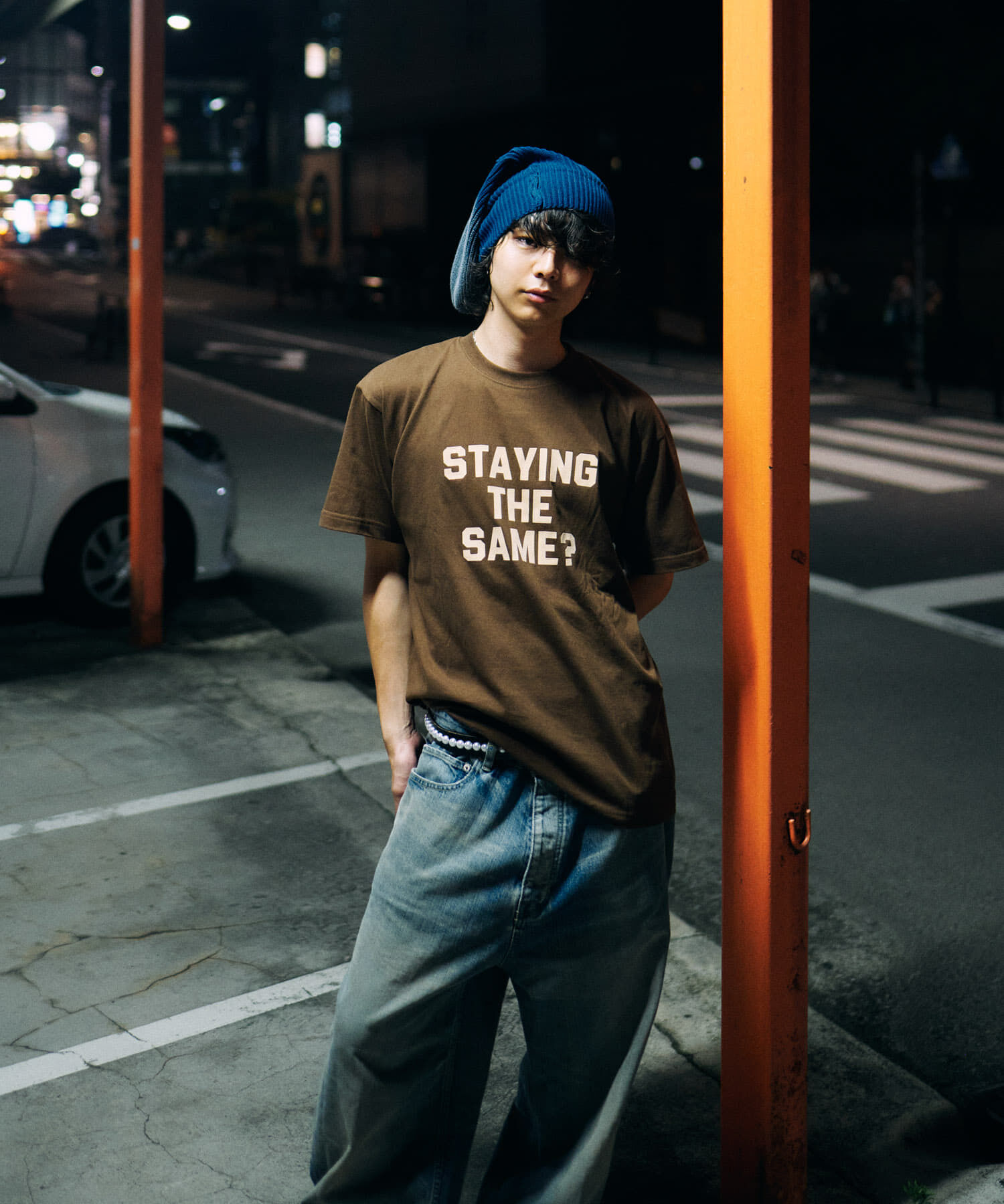 URBAN RESEARCH「Teya　Flock Letter T-shirts」|Tシャツ・カットソー|